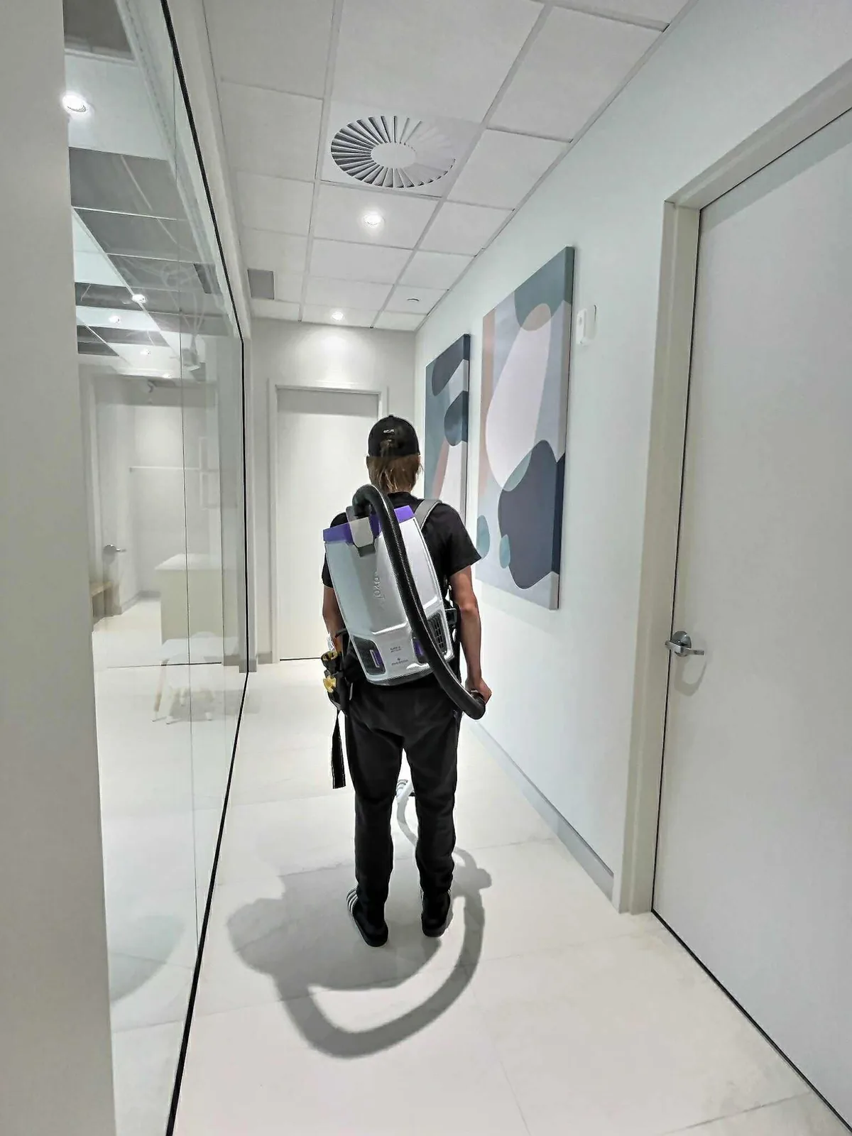 Nettoyage après construction bureau professionnel Drummondville — salle de bain