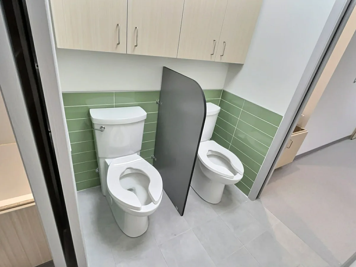 Nettoyage après construction CPE Bécassine Drummondville — cuisine